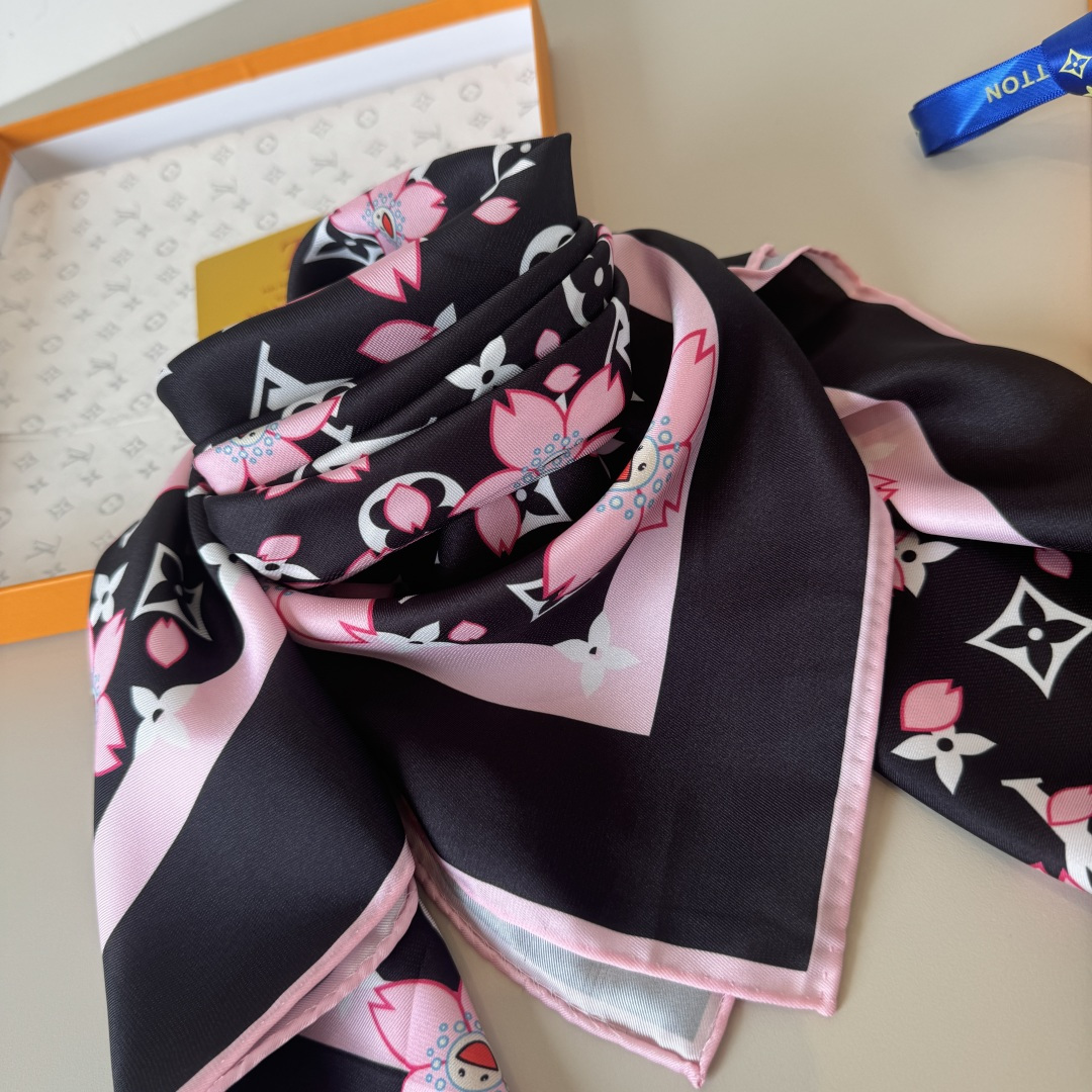Louis Vuitton 欧阳娜娜同款，Lv最新款真丝方巾-村上隆