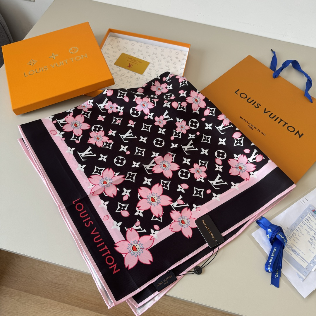 Louis Vuitton 欧阳娜娜同款，Lv最新款真丝方巾-村上隆