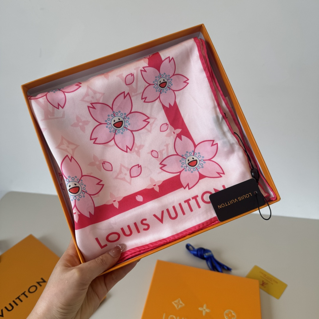 Louis Vuitton 欧阳娜娜同款，Lv最新款真丝方巾-村上隆