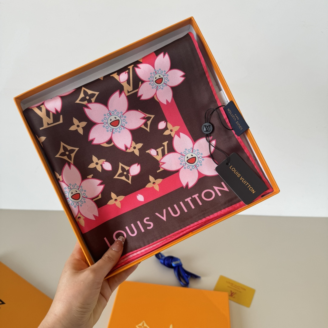 Louis Vuitton 欧阳娜娜同款，Lv最新款真丝方巾-村上隆