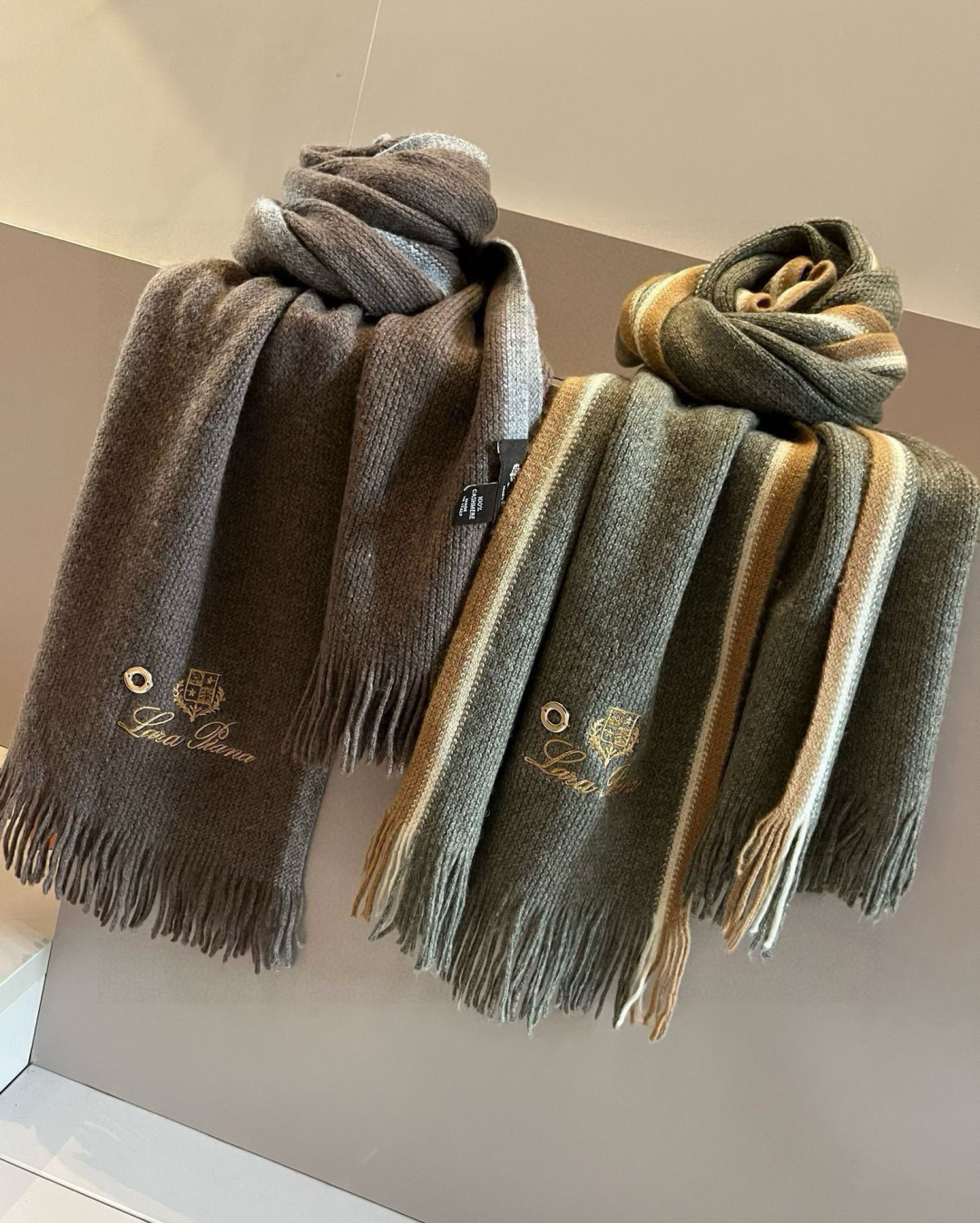 Loro Piana Piana · 诺悠翩雅 【 发售 贸易公司尾单 山羊绒围巾披肩】送人自留都太高大上了 重磅上新