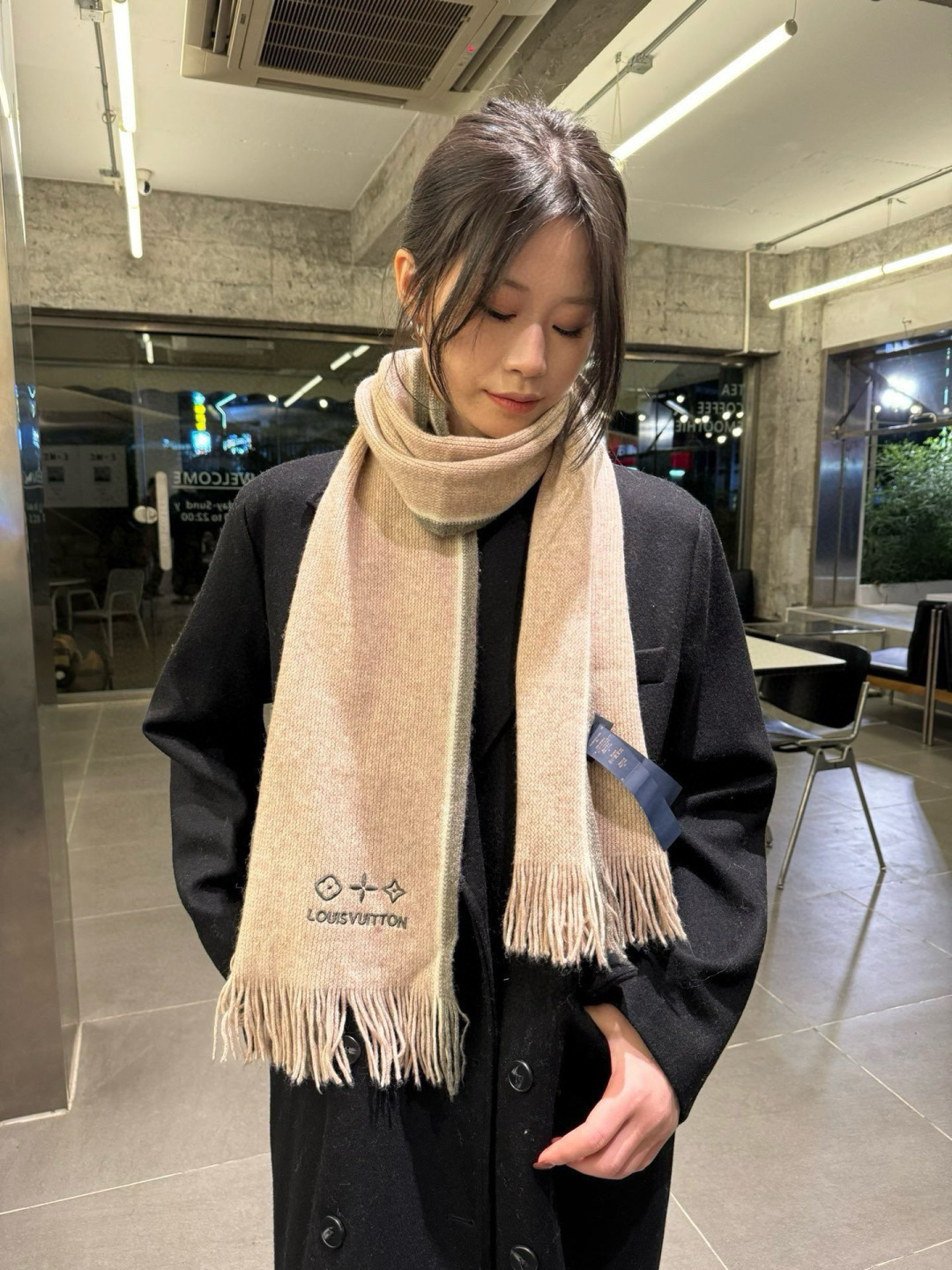 Louis Vuitton Lv新款高端羊绒针织围巾 出口尾单 客供 羊绒纱线 这款织法比较难 又很费纱线