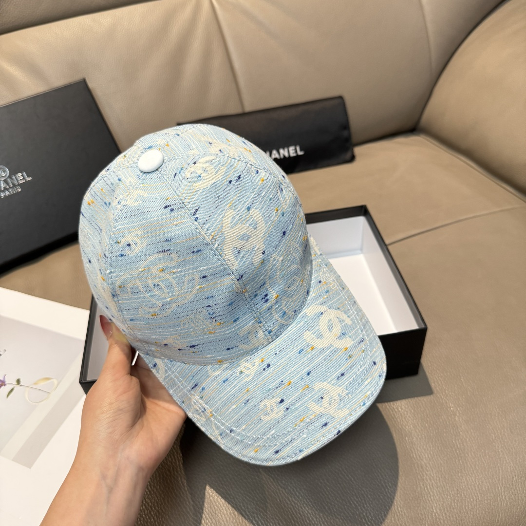 配包装布袋，Chanel(香奈儿)新款原单棒球帽， 呢料暗纹双C,专柜1:1开模订制，原版进口呢料+头层