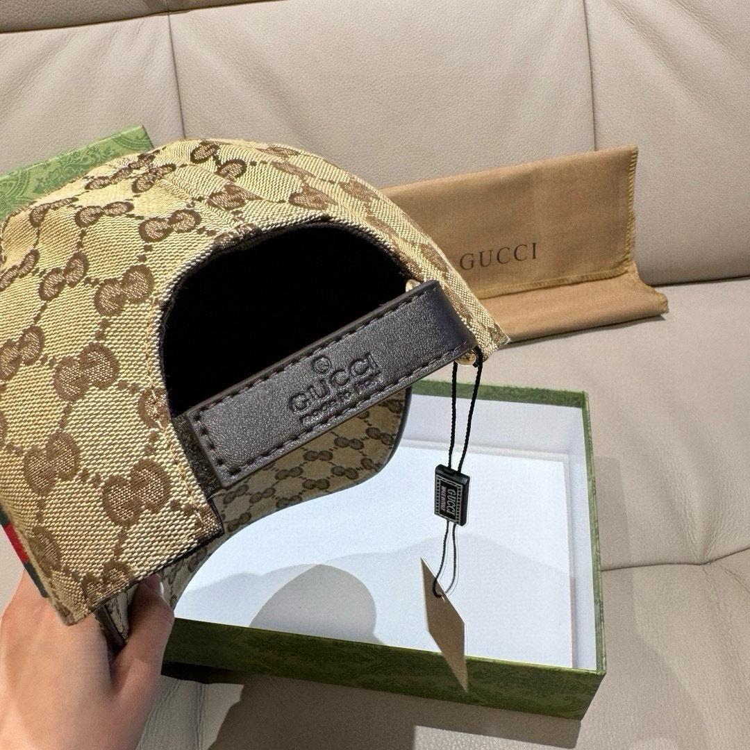 配盒子布袋，Gucci(古奇)新款原单棒球帽， 刺绣小蟒蛇，1:1开模订制，重工刺绣，细腻奢华，细节可媲