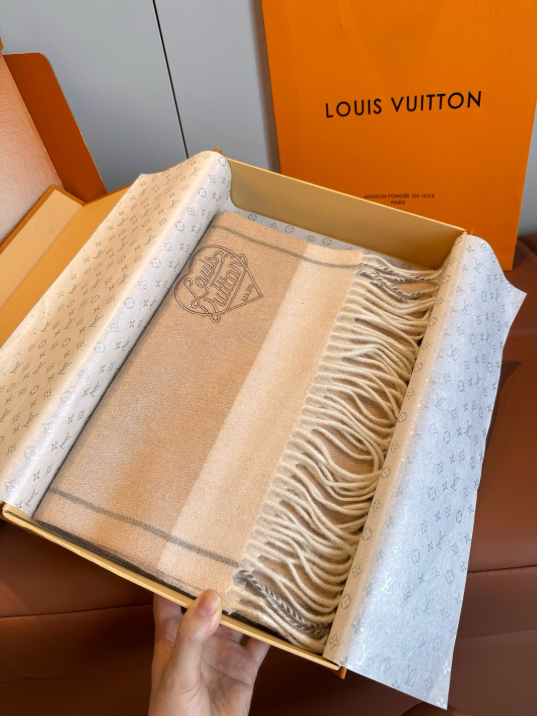 Louis Vuitton LV 2025新款 喜欢有颜值 高质量的亲可入手 名媛单品 无论怎么搭配都是满满的气质感
