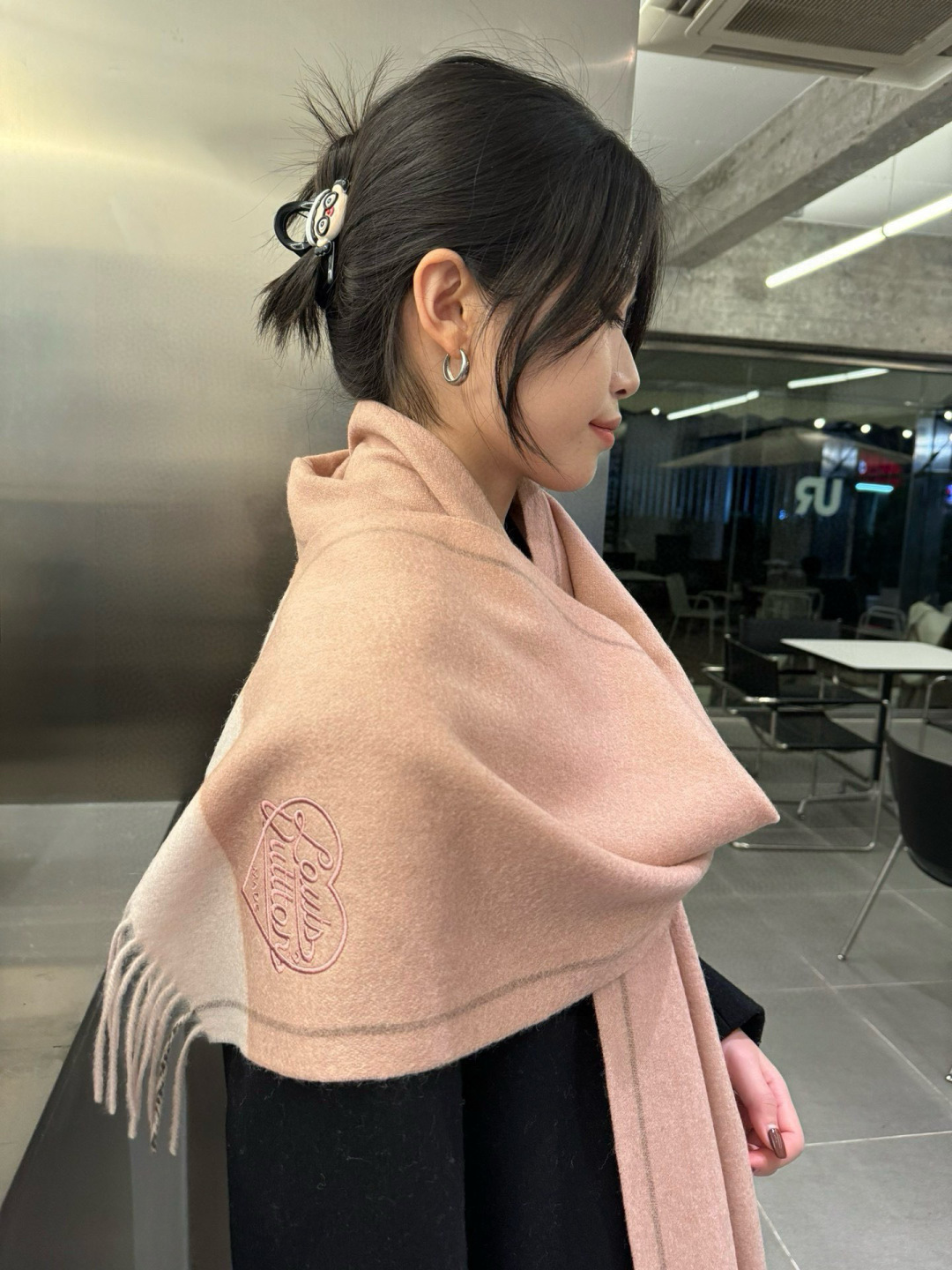 Louis Vuitton LV 2025新款 喜欢有颜值 高质量的亲可入手 名媛单品 无论怎么搭配都是满满的气质感
