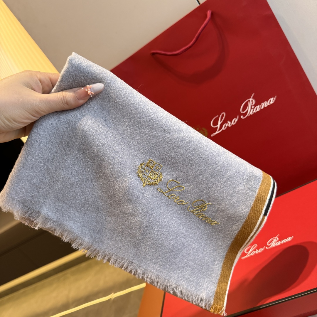 Loro Piana 目睹了整个loro piana生产过程 品质精细度无敌 不愧全世界 奢侈品'奢华中的低调