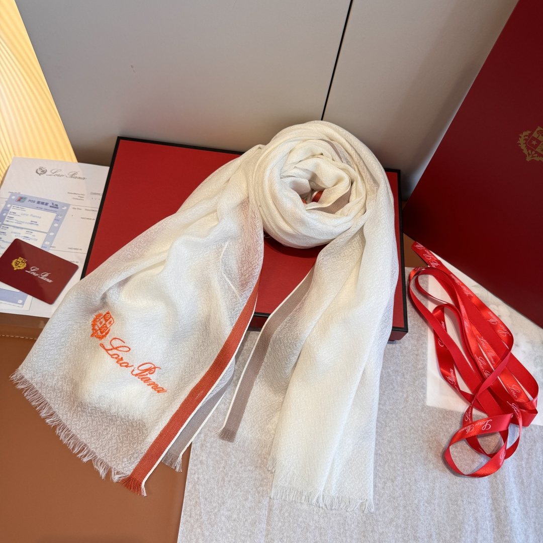 Loro Piana 目睹了整个loro piana生产过程 品质精细度无敌 不愧全世界 奢侈品'奢华中的低调