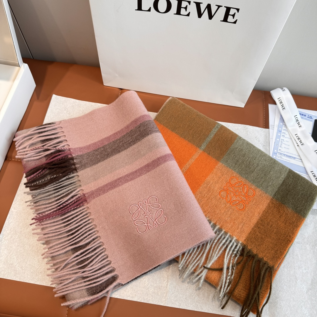 Loewe 罗意威LOEWE【男女围巾】怒赞自留 难得的高端货 家属福利 非常正的围巾~面料大爱