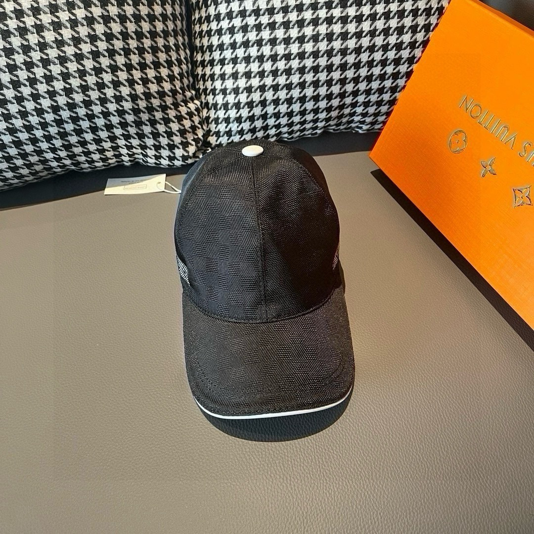 配包装布袋，LV路易威登新款原单棒球帽，经典棋盘格，1:1开模订制，原版专柜布料+头层牛皮，小方格时尚帅