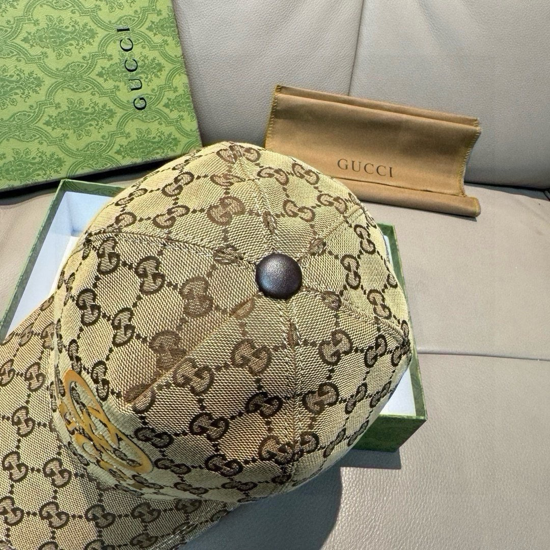配盒子布袋，Gucci(古奇)原单棒球帽，烫金双G，1:1开模订制，最高版本，原版帆布料+头层牛皮，纯棉