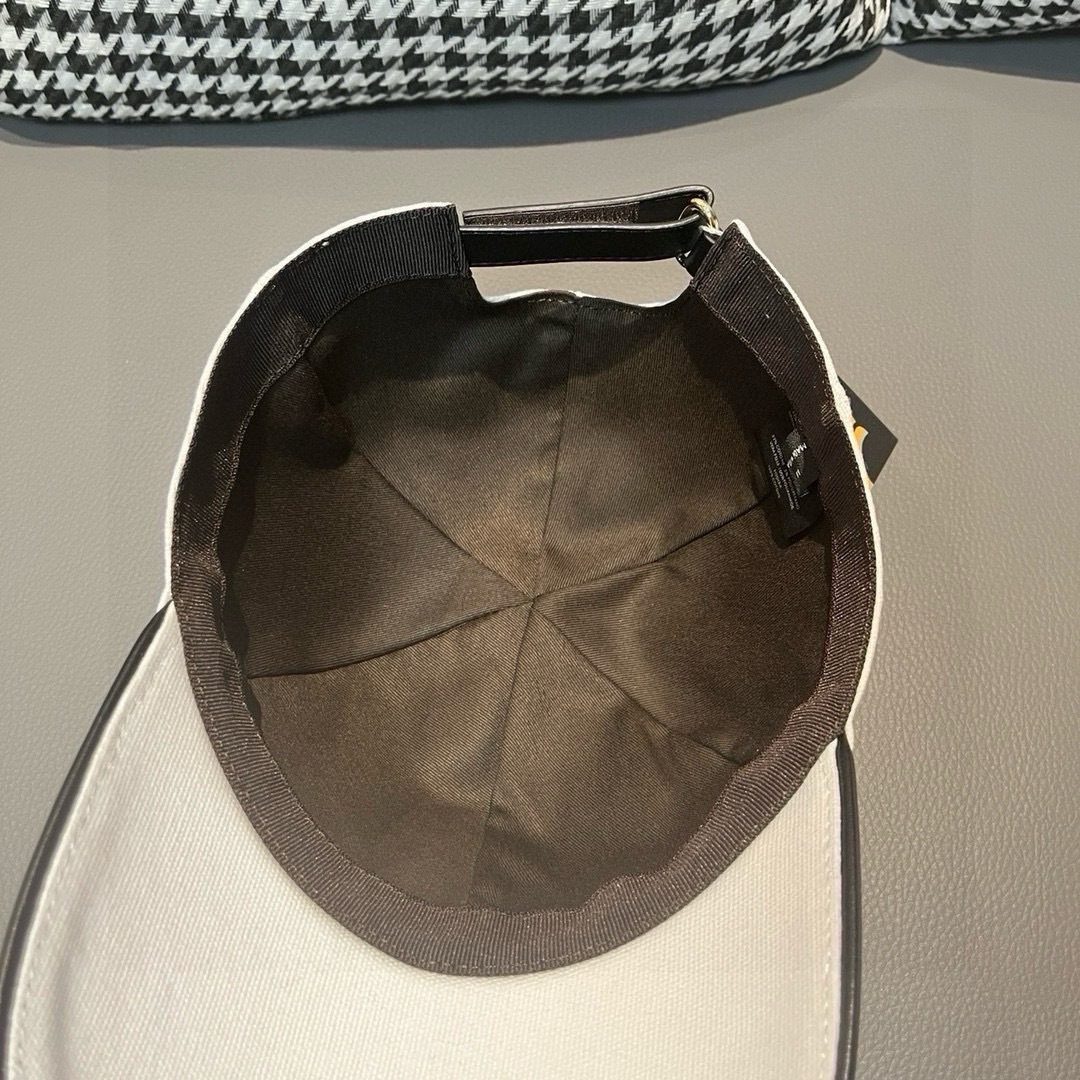 爆款回货NY(New York)棒球帽， 专柜最新款，NY刺绣，简洁大气！1:1开模订制，原厂透气帆布料