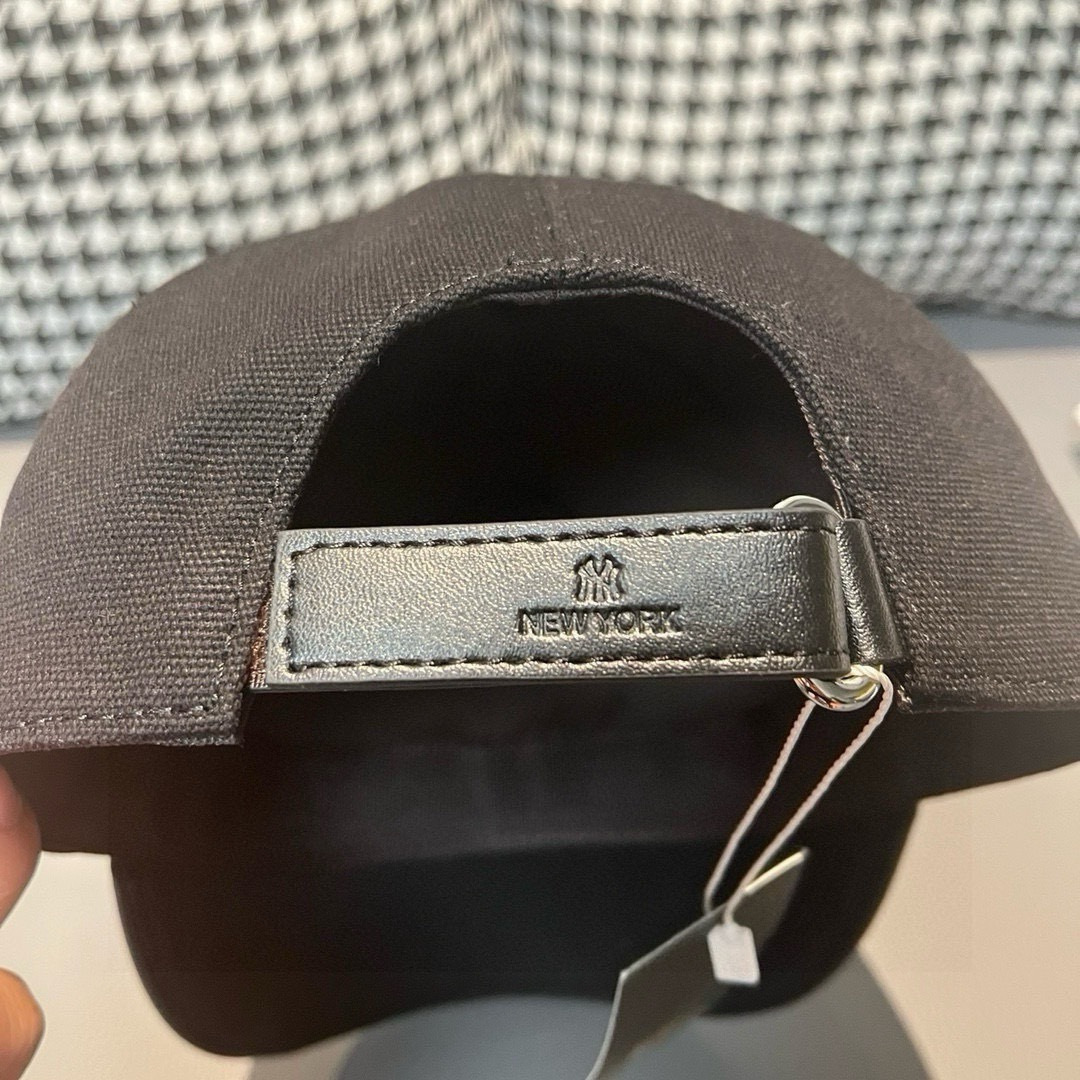 爆款回货NY(New York)棒球帽， 专柜最新款，NY刺绣，简洁大气！1:1开模订制，原厂透气帆布料