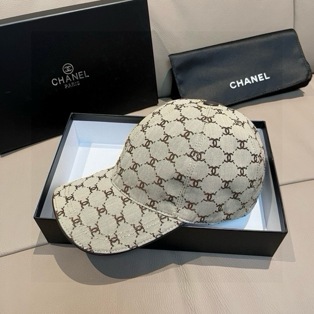 新款出货！配盒子布袋，Chanel(香奈儿)新款原单棒球帽， 小双C提花，专柜1:1开模订制，原版帆布料