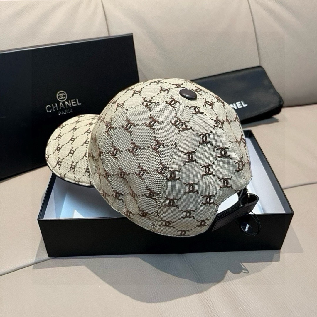 新款出货！配盒子布袋，Chanel(香奈儿)新款原单棒球帽， 小双C提花，专柜1:1开模订制，原版帆布料
