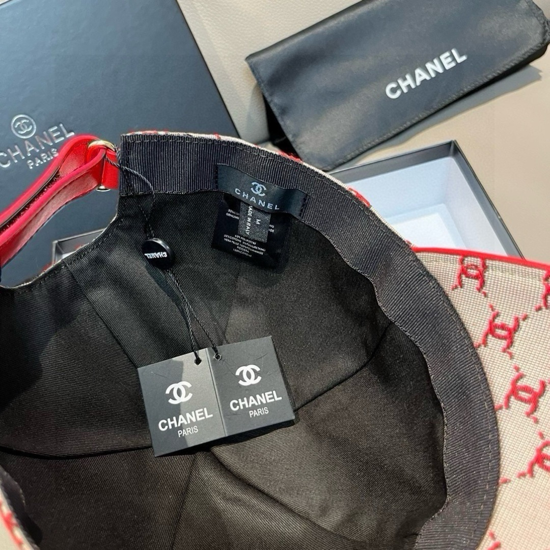 新款出货！配盒子布袋，Chanel(香奈儿)新款原单棒球帽， 小双C提花，专柜1:1开模订制，原版帆布料