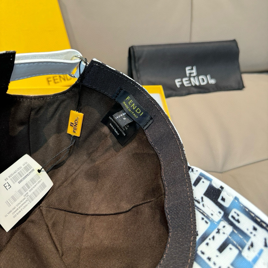 配盒子布袋，Fendi（芬迪）新款原单棒球帽， 双F提花，专柜常年热卖款，口碑极佳，1:1开模订制，原版