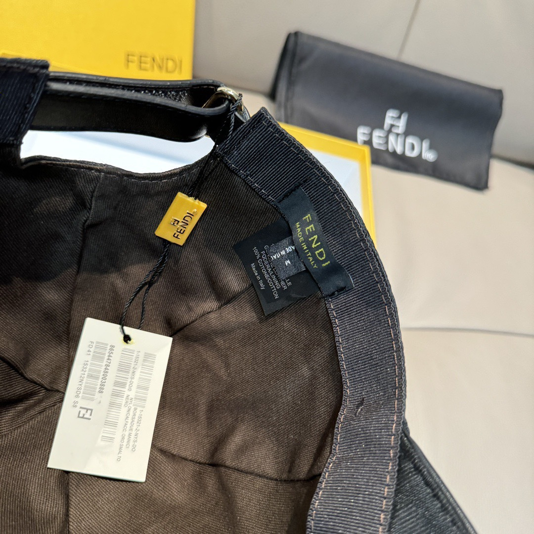 配盒子布袋，Fendi（芬迪）新款原单棒球帽， 双F提花，专柜常年热卖款，口碑极佳，1:1开模订制，原版