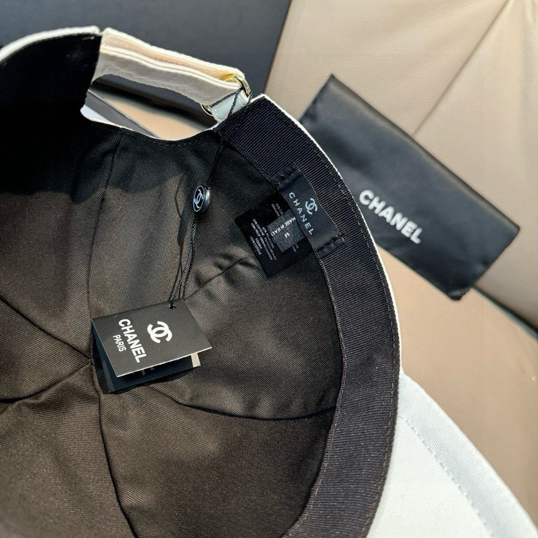 配盒子布袋，Chanel（香奈儿）专柜新款原单棒球帽，1:1开模订制，立体刺绣，精致无暇！100%纯棉面