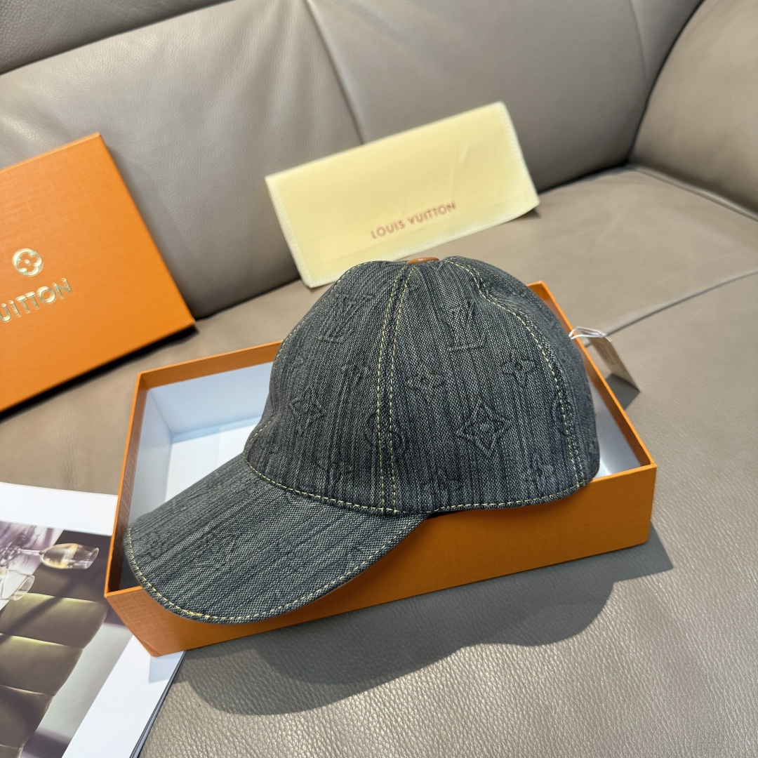 配盒子布袋，LV(路易威登)新款原单棒球帽，大logo压花，1:1开模订制，原版牛仔布料，做工细致完美，
