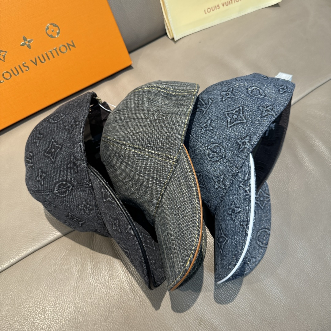 配盒子布袋，LV(路易威登)新款原单棒球帽，大logo压花，1:1开模订制，原版牛仔布料，做工细致完美，