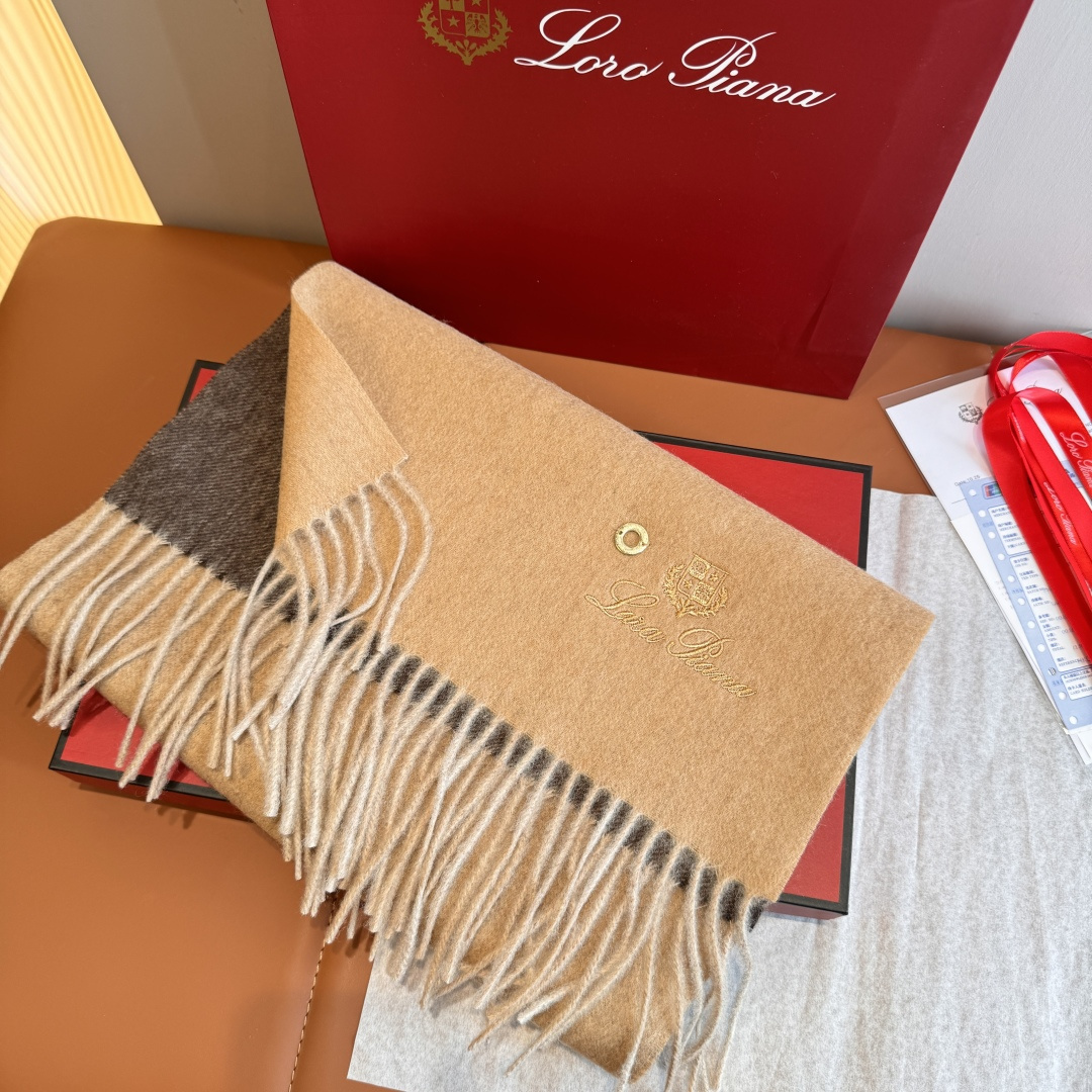 Loro Piana Piana · 诺悠翩雅 【贸易公司尾单 渐变色山羊绒围巾披肩】送人自留都太高大上了 重磅上新