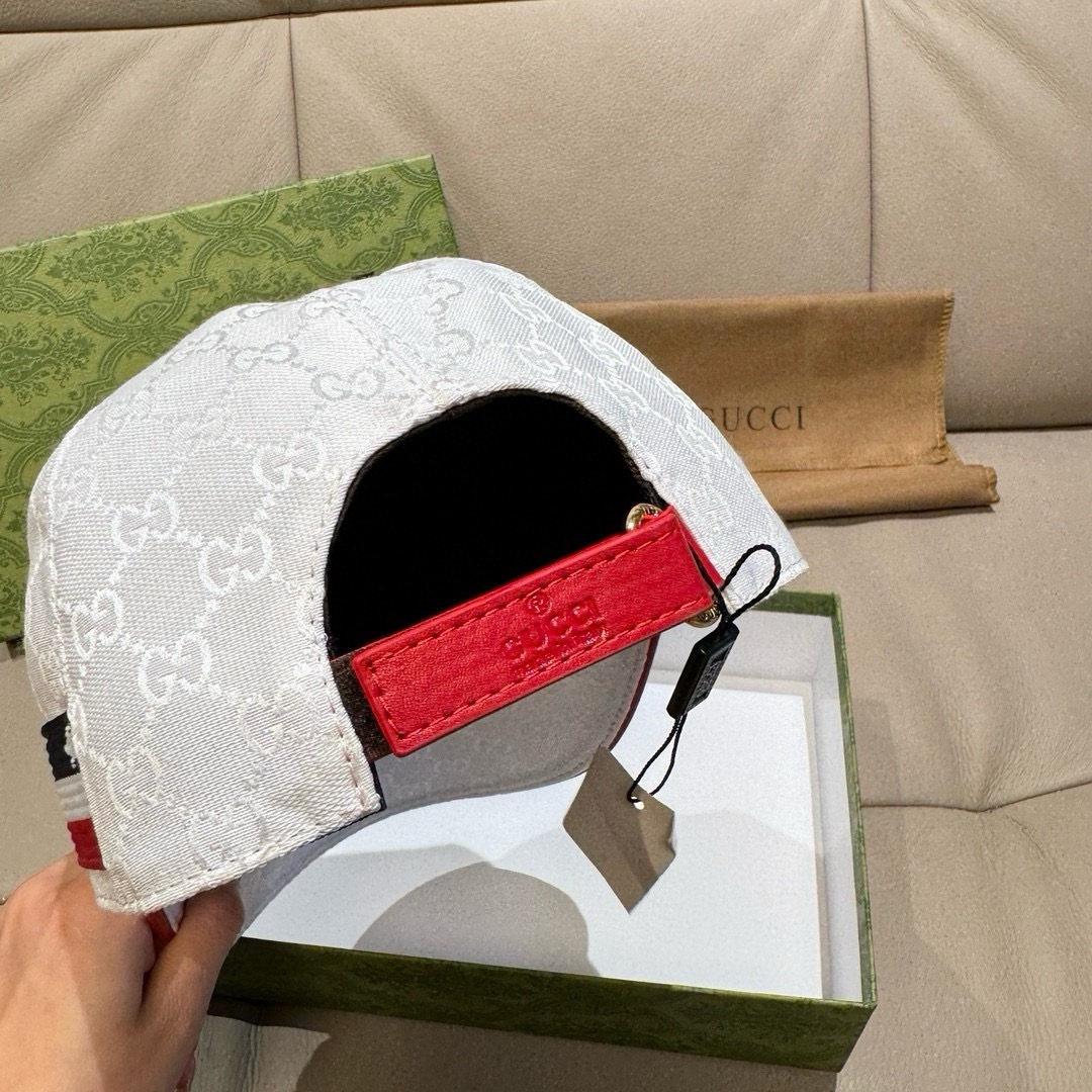 配盒子布袋，Gucci(古奇)经典原单棒球帽， 五星织带，1:1开模订制，原版帆布料+头层牛皮，代购热门