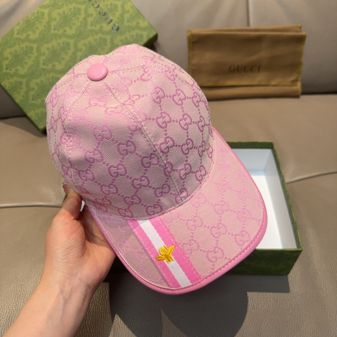 配盒子布袋，Gucci(古奇)最新原单棒球帽，蜜蜂织带。专柜1:1开模订制，最高版本，原版帆布料+头层牛