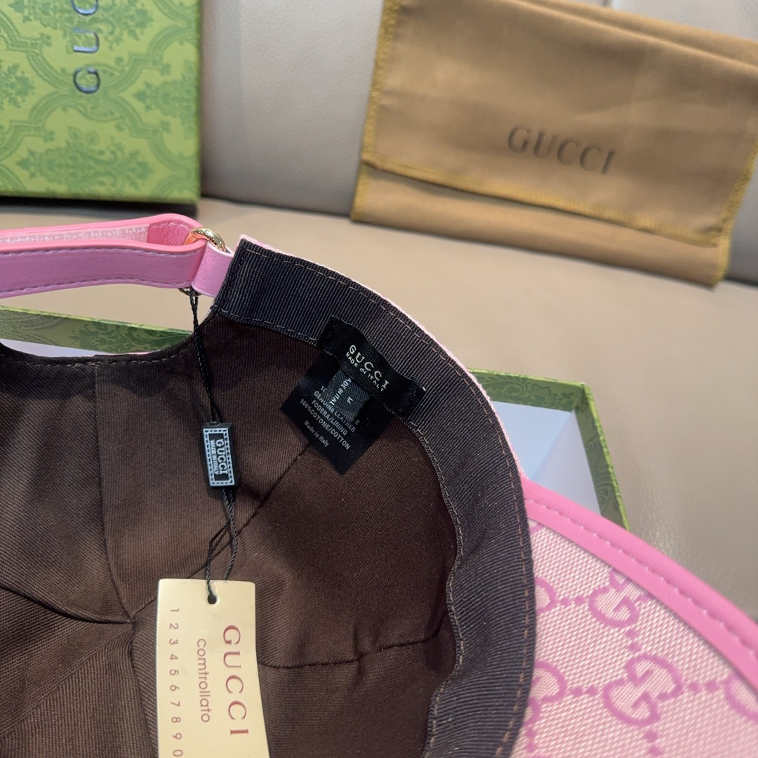 配盒子布袋，Gucci(古奇)最新原单棒球帽，蜜蜂织带。专柜1:1开模订制，最高版本，原版帆布料+头层牛