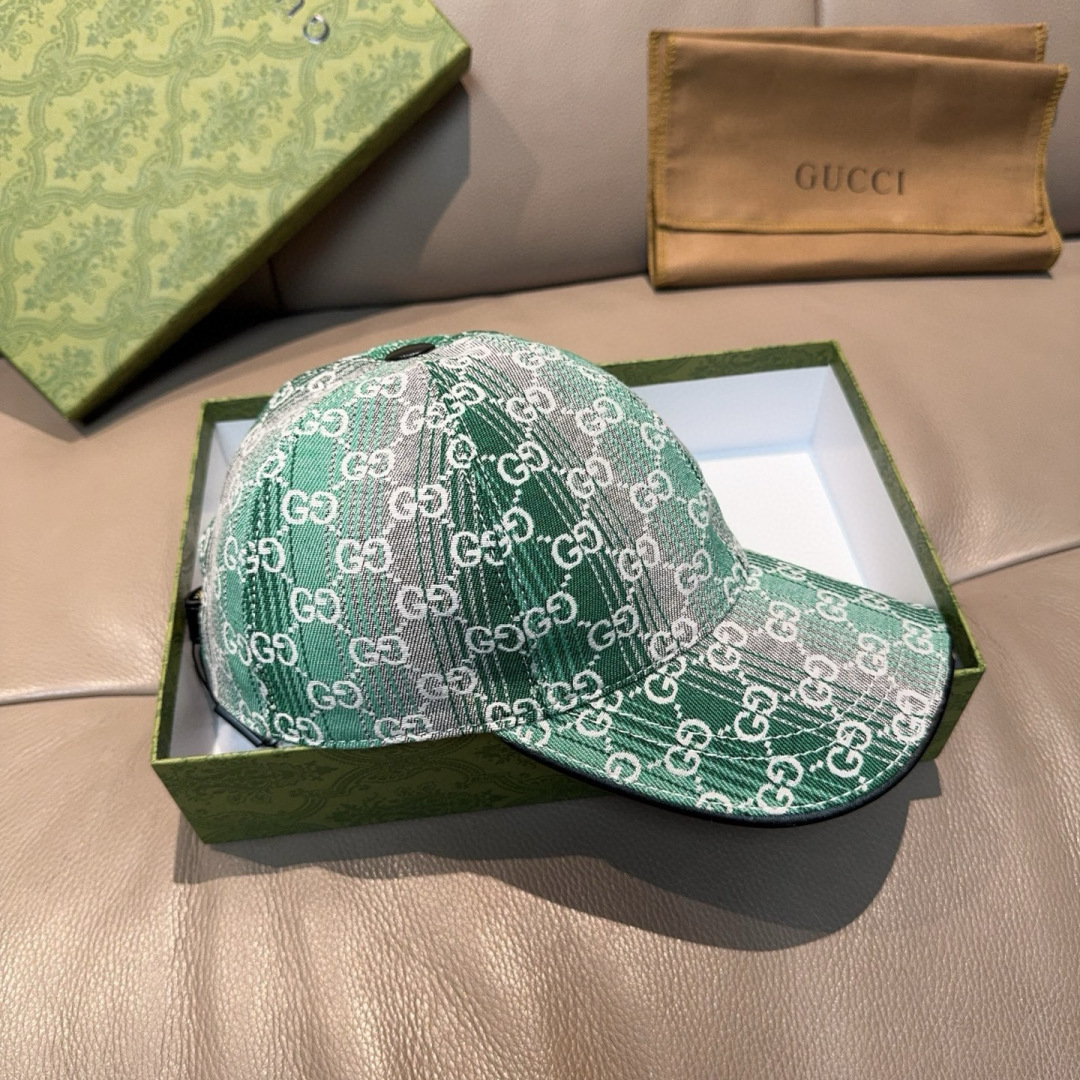 配盒子布袋，Gucci(古奇)新款原单棒球帽，渐变糖果双G，专柜1:1开模订制！原版牛仔布料+头层牛皮，
