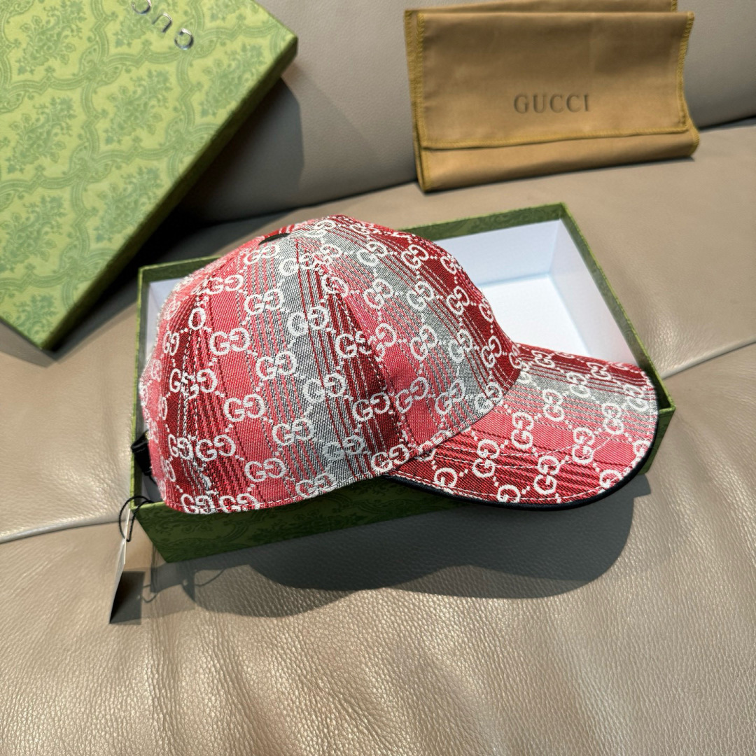 配盒子布袋，Gucci(古奇)新款原单棒球帽，渐变糖果双G，专柜1:1开模订制！原版牛仔布料+头层牛皮，