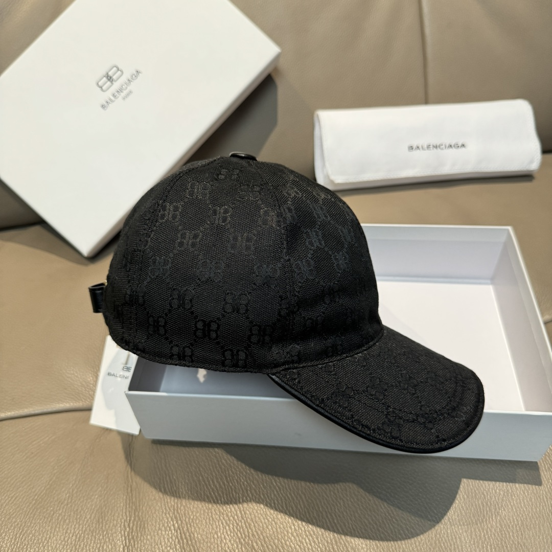 配盒子布袋，Balenciaga（巴黎世家）新款原单棒球帽， 专柜1:1开模订制，原版帆布面料+头层牛皮
