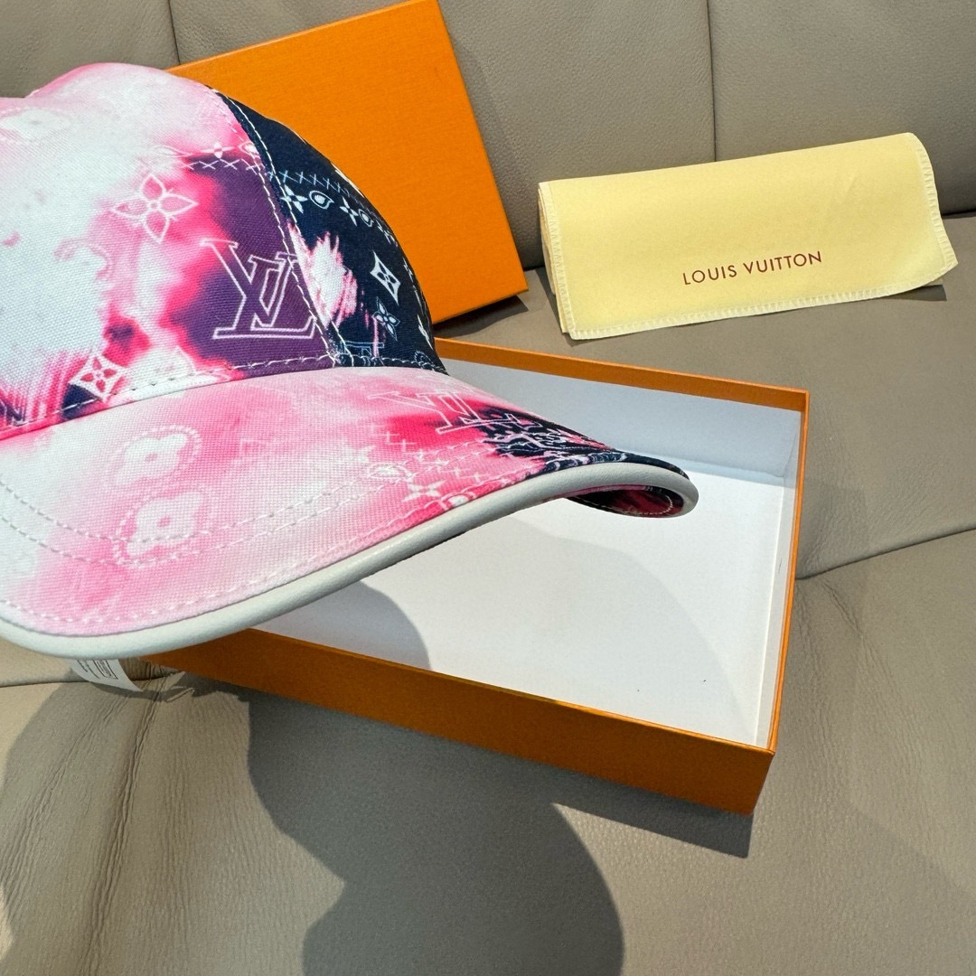 配盒子布袋，LV路易威登新款原单棒球帽，lv丝印，1:1开模订制，原版丝印绸缎面料+头层牛皮，时尚帅气质