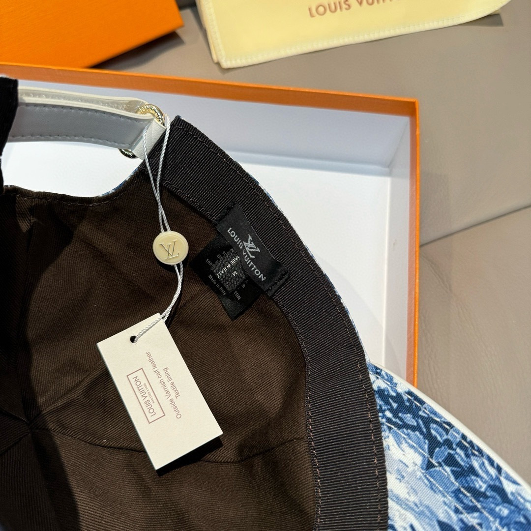 配盒子布袋，LV路易威登新款原单棒球帽，lv丝印，1:1开模订制，原版丝印绸缎面料+头层牛皮，时尚帅气质