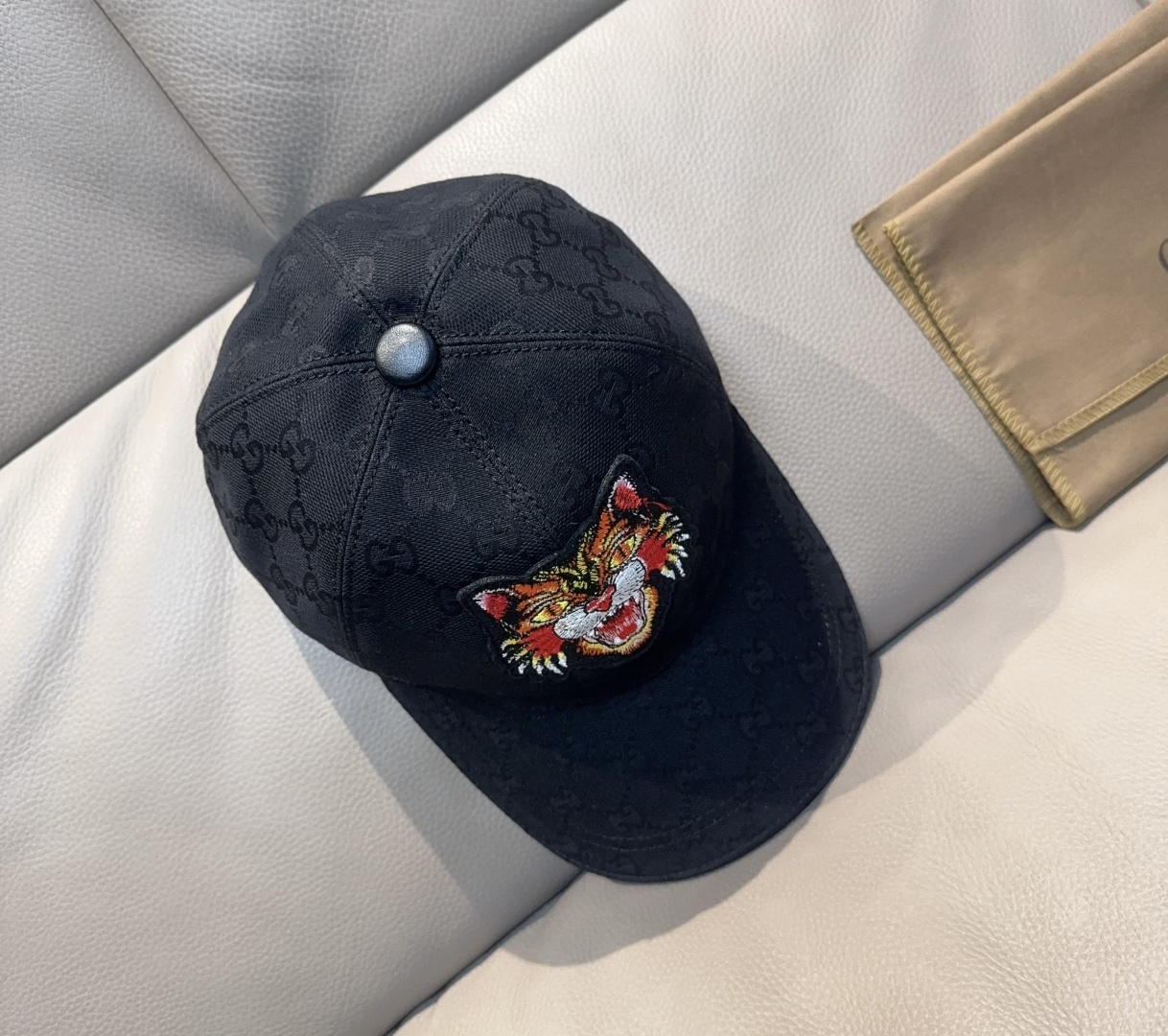 配盒子布袋，Gucci(古奇)新款原单棒球帽， 虎头刺绣，1:1开模订制，重工刺绣，细节可媲美专柜，原版