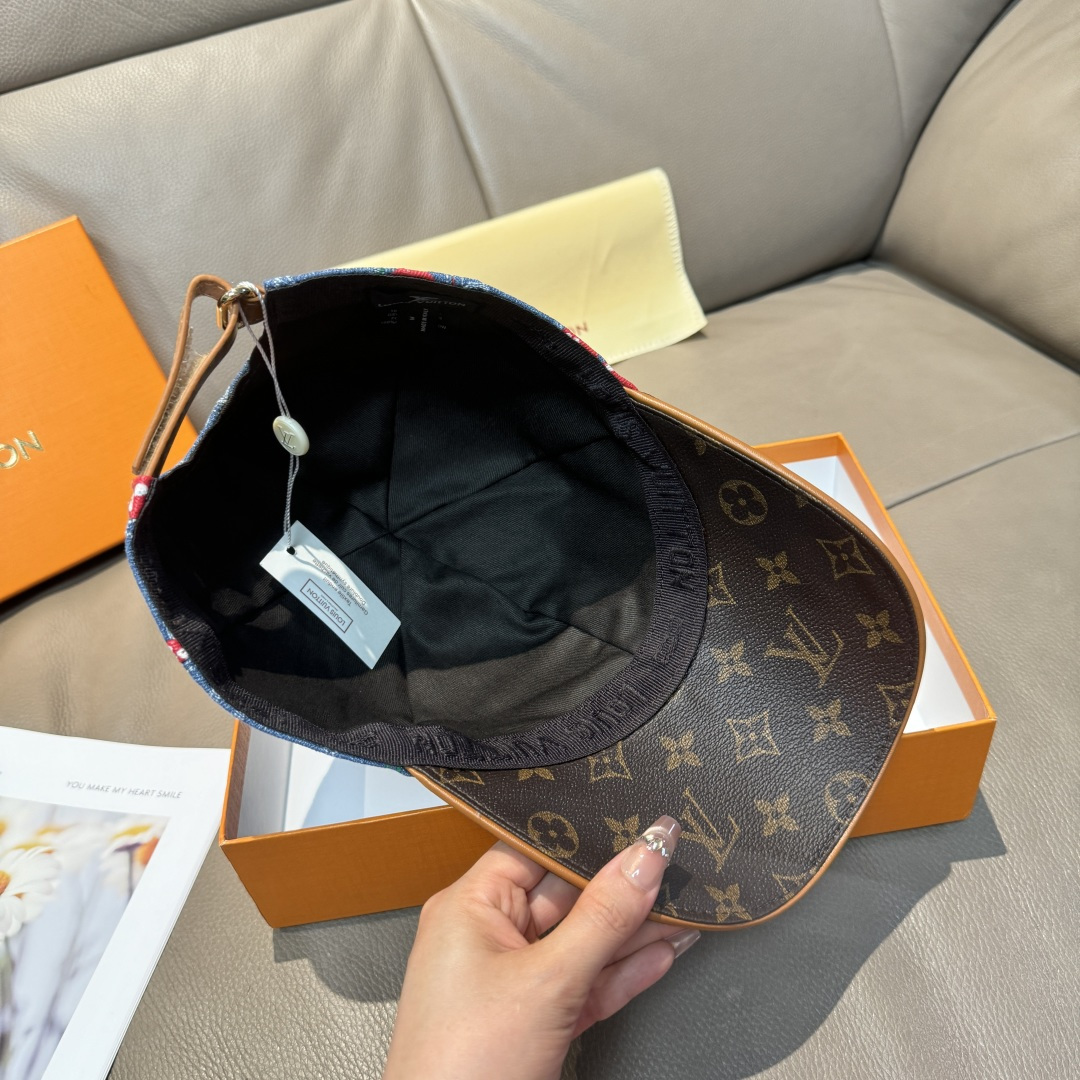 配盒子布袋，LV路易威登新款原单棒球帽，LV小樱桃，专柜1:1开模订制，原版帆布面料+头层牛皮，轻盈透气