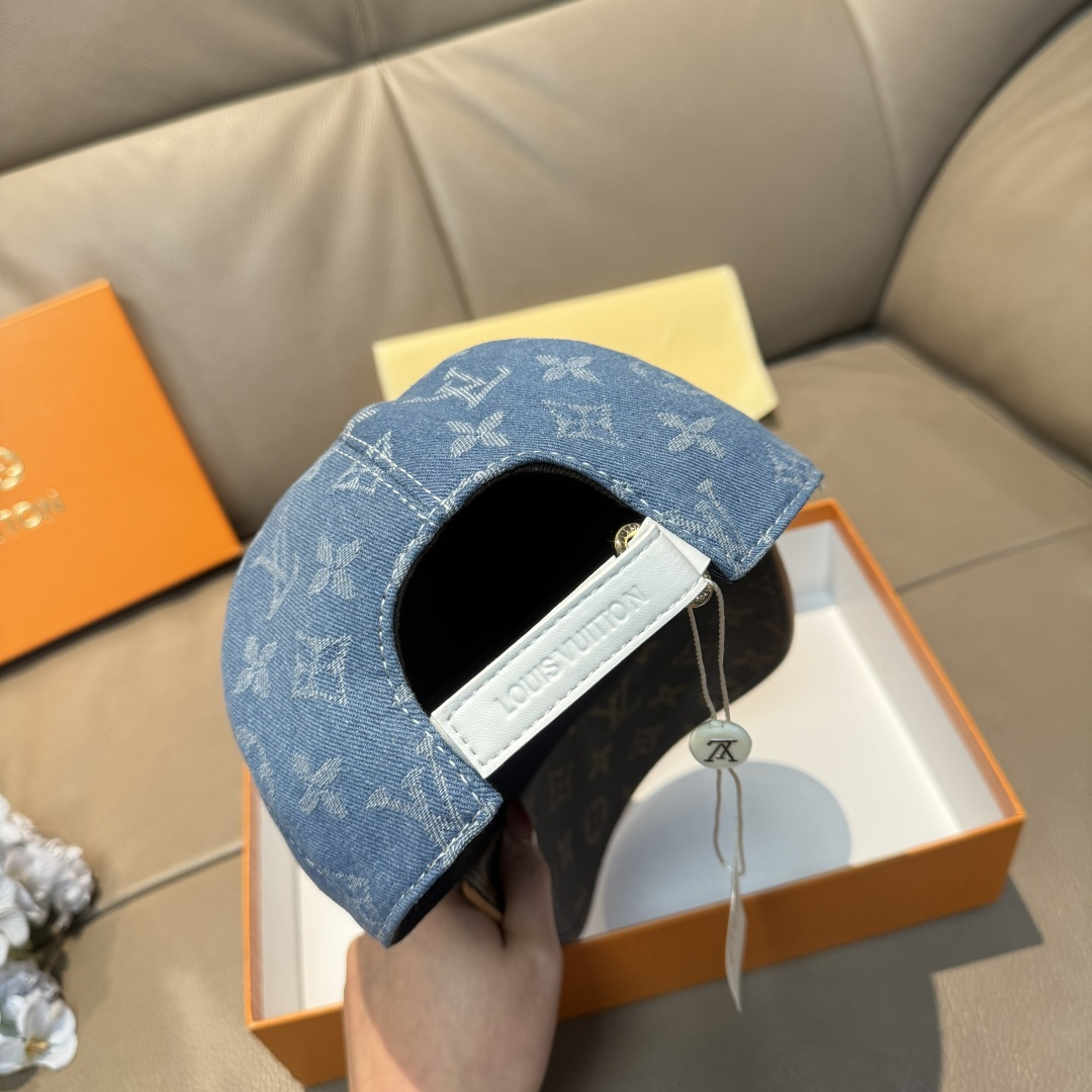 配盒子布袋，LV(路易威登)新款原单棒球帽，老花拼接，1:1开模订制，原版牛仔布料+专柜老花皮，做工细致