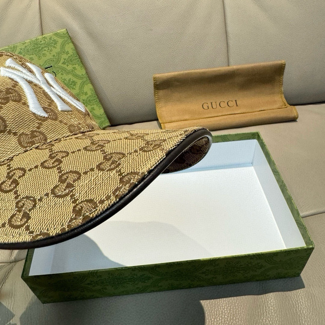 爆款全色到货NY&Gucci（古奇)合作款棒球帽， 专柜最新款，NY刺绣，1:1开模订制，原厂透气帆布料