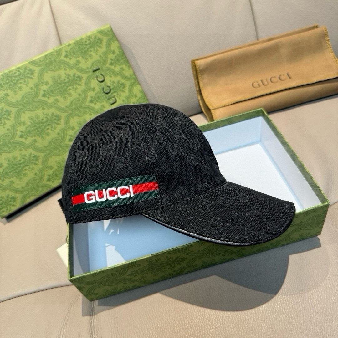配盒子布袋，Gucci(古奇)春夏新款原单棒球帽， logo织带，1:1开模订制，原版帆布料+头层牛皮，
