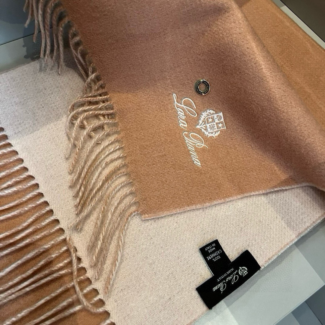 Loro Piana Piana · 诺悠翩雅【贸易公司尾单 双面山羊绒围巾披肩】送人自留都太高大上了 重磅上新