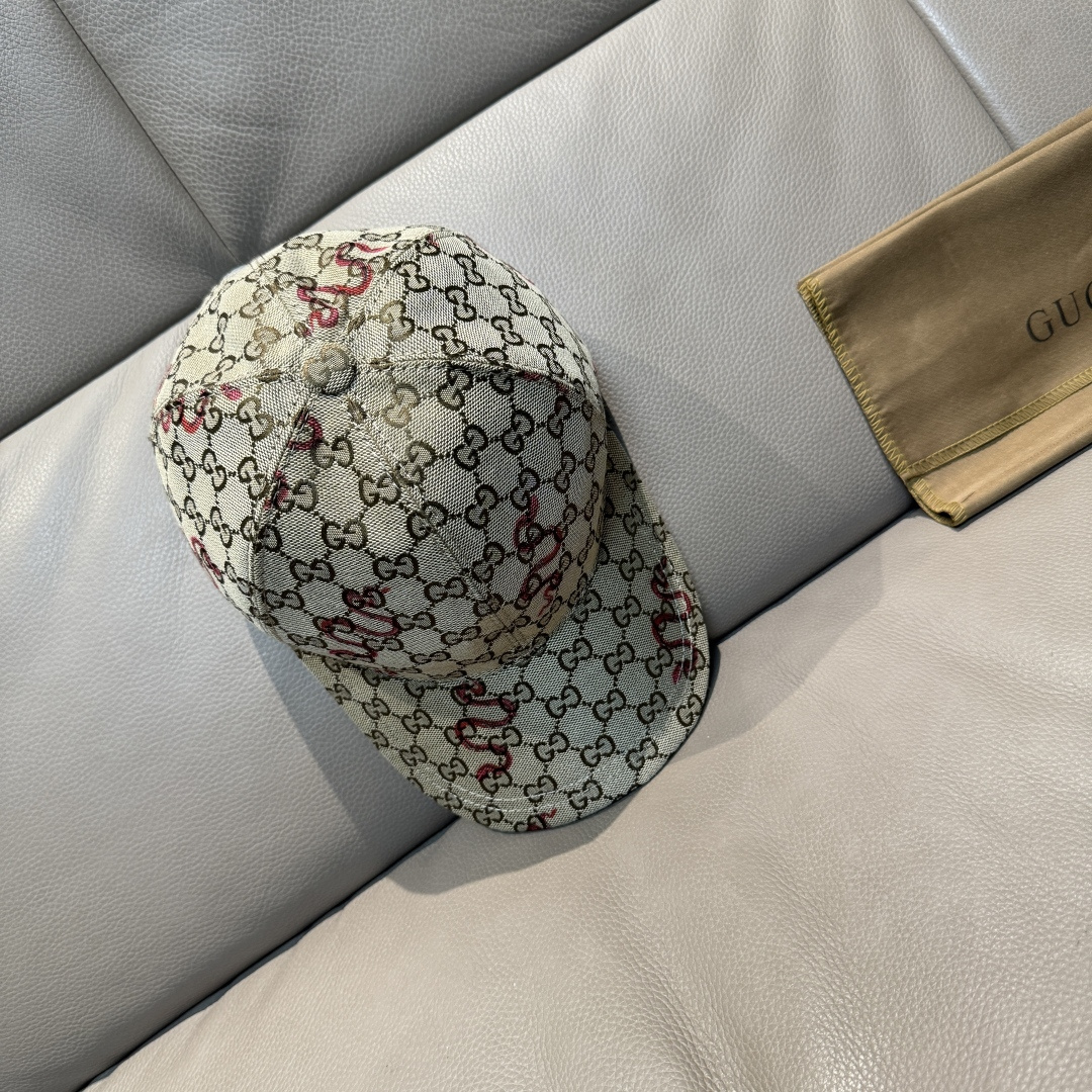 配包装布袋，Gucci古奇新款原单棒球帽， 蛇年限定款，狂蛇双G提花，专柜1:1开模订制，完美对花，原版