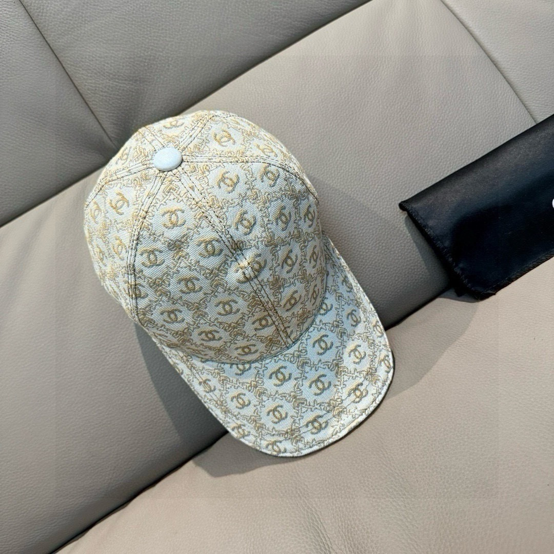 新款出货！配盒子布袋，Chanel(香奈儿)新款原单棒球帽， 小双C提花，专柜1:1开模订制，原版帆布料