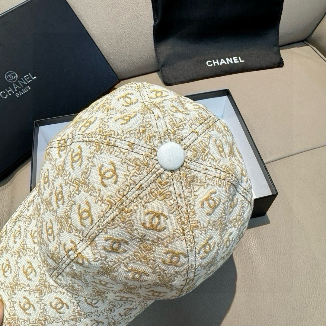 新款出货！配盒子布袋，Chanel(香奈儿)新款原单棒球帽， 小双C提花，专柜1:1开模订制，原版帆布料