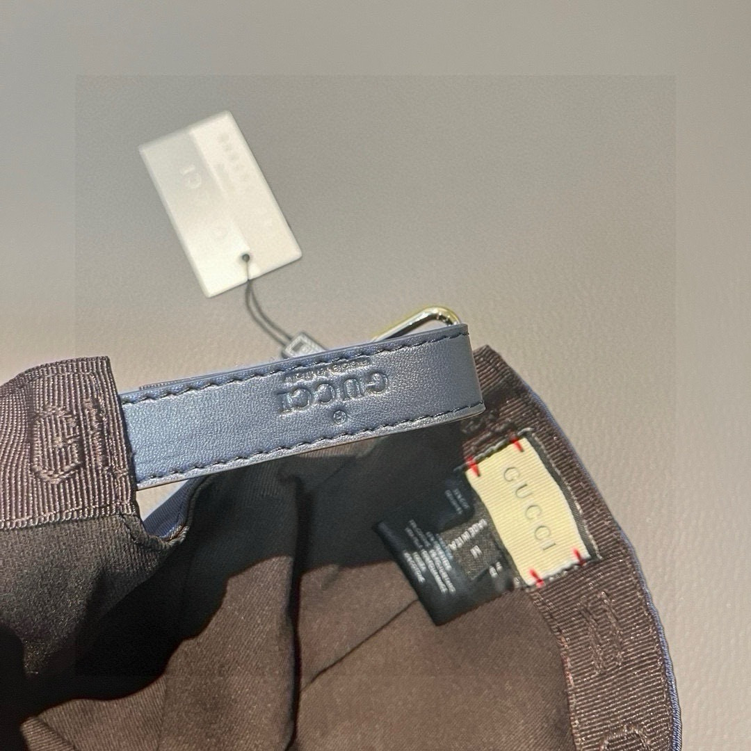 古奇新款Adidas&Gucci联名款出货啦！配盒子布袋。专柜热卖中。1:1开模订制，重工打造，完美复刻