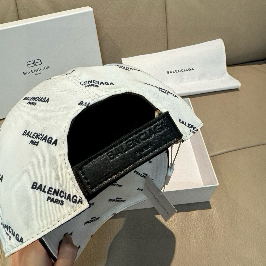 配盒子布袋，Balenciaga（巴黎世家）经典原单棒球帽， 专柜1:1开模订制，原版丝印绸缎面料+头层