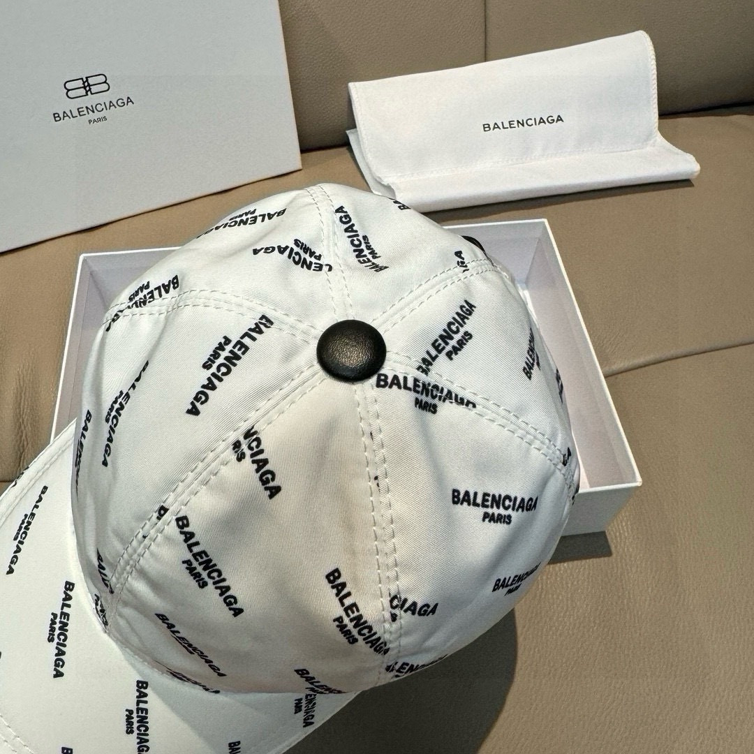 配盒子布袋，Balenciaga（巴黎世家）经典原单棒球帽， 专柜1:1开模订制，原版丝印绸缎面料+头层