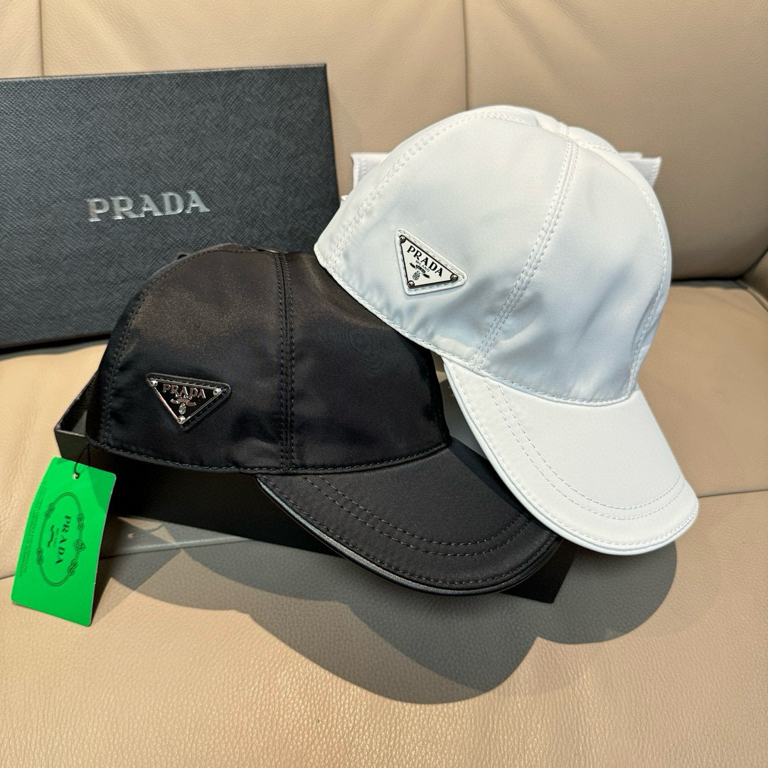 火爆倒三角四色出货！配盒子布袋，Prada(普拉达)经典原单棒球帽， 经典倒三角金属logo，专柜1:1