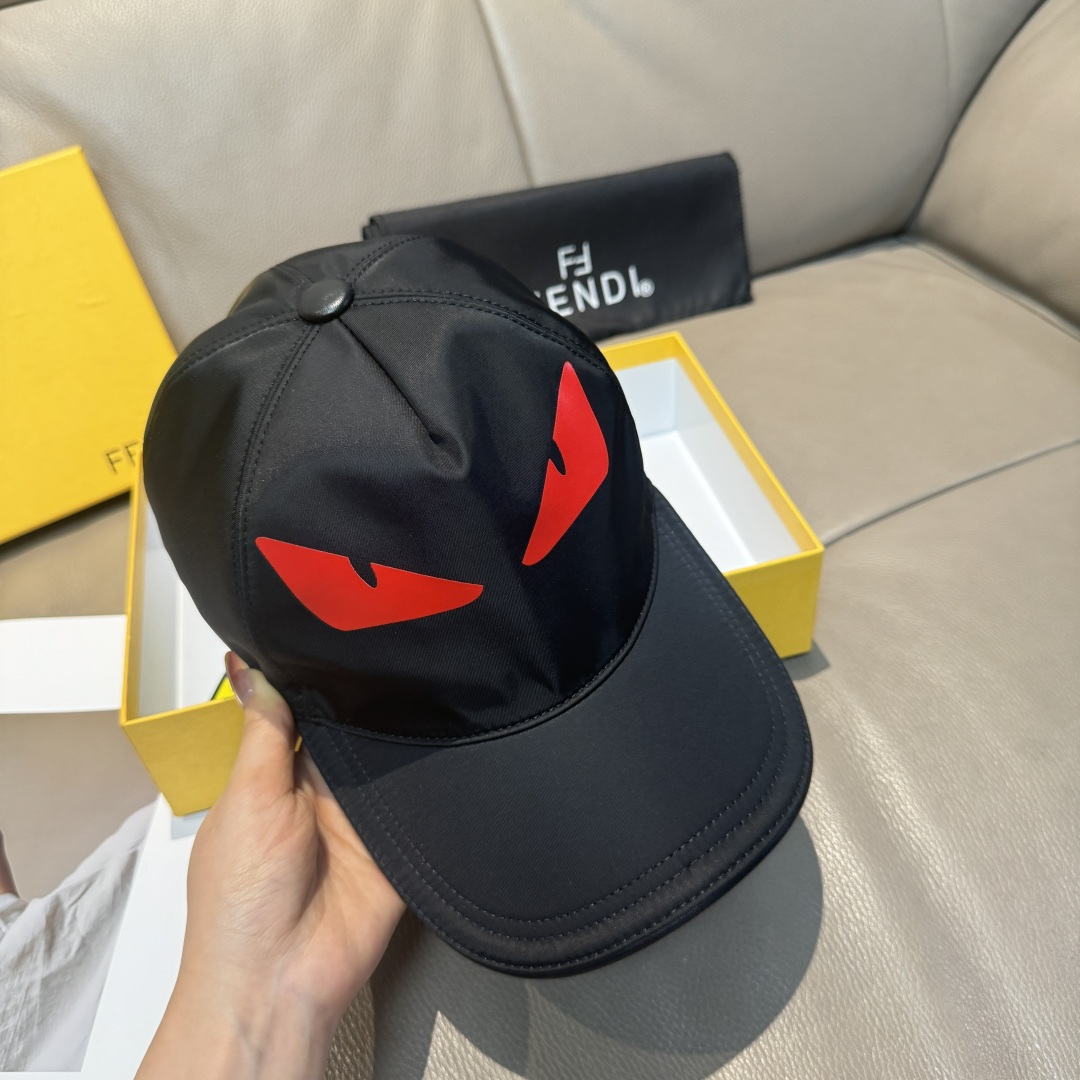 配盒子布袋，Fendi（芬迪）新款原单棒球帽， 小怪兽，专柜热卖款中，1:1开模订制，进口降落伞牛津布料