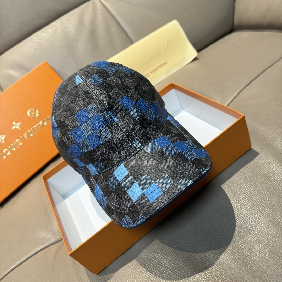 配包装布袋，LV路易威登新款原单棒球帽，七彩棋盘格，1:1开模订制，原版专柜PU皮革+头层牛皮包边，长年