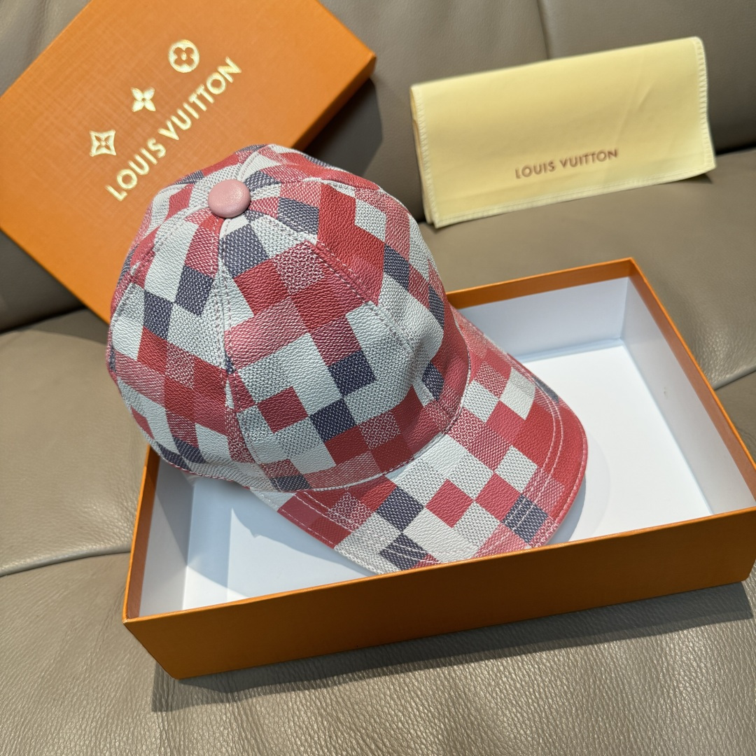 配包装布袋，LV路易威登新款原单棒球帽，七彩棋盘格，1:1开模订制，原版专柜PU皮革+头层牛皮包边，长年